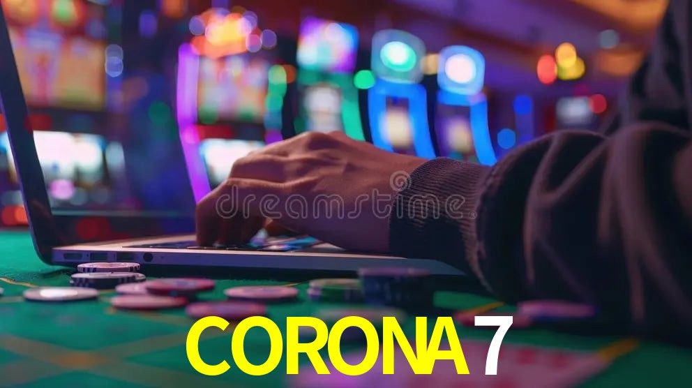Escena dinámica inspirada en casino con iluminación CORONA7, cartas, fichas e íconos de juegos digitales en un espacio moderno de juegos.